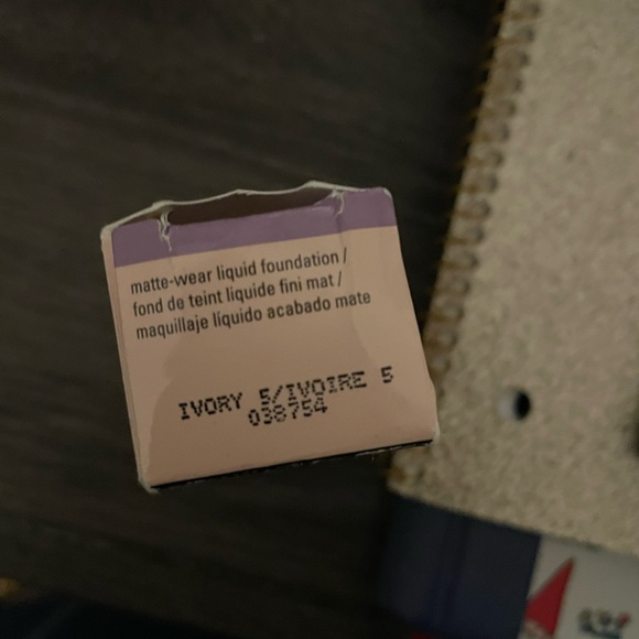 💗Mary kay timewise matte-wear liquid foundation Ivory 5 - Picture 9 of 10